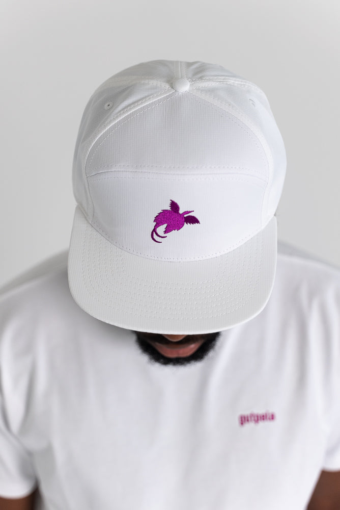 white beach jockey-cap